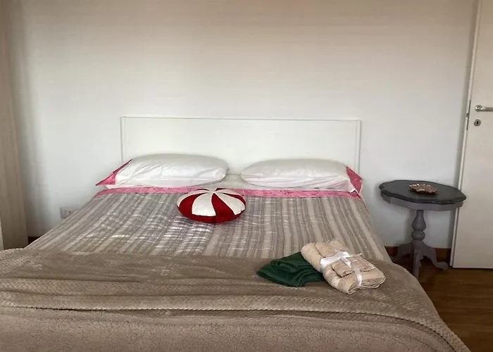 Bright Three-room Near Downtown * Roma